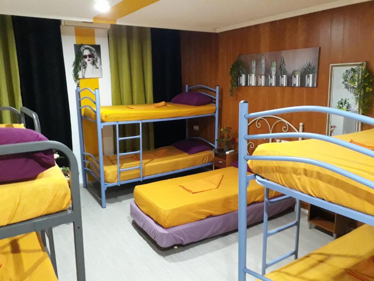 Hostal Mayor Alicante Luaran gambar