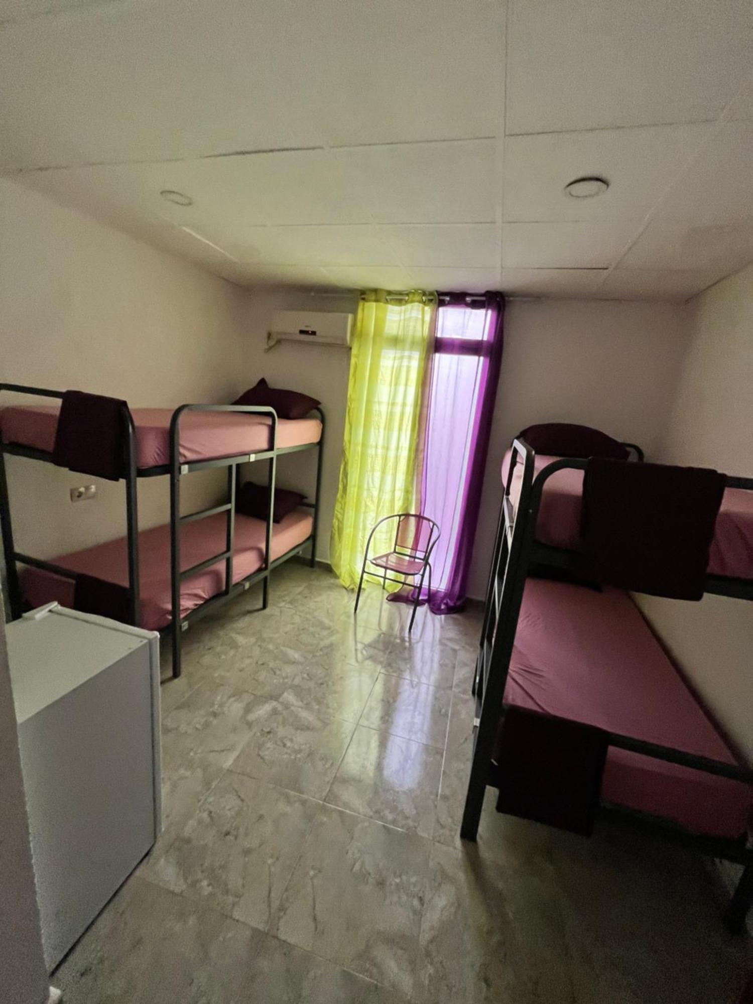 Hostal Mayor Alicante Luaran gambar