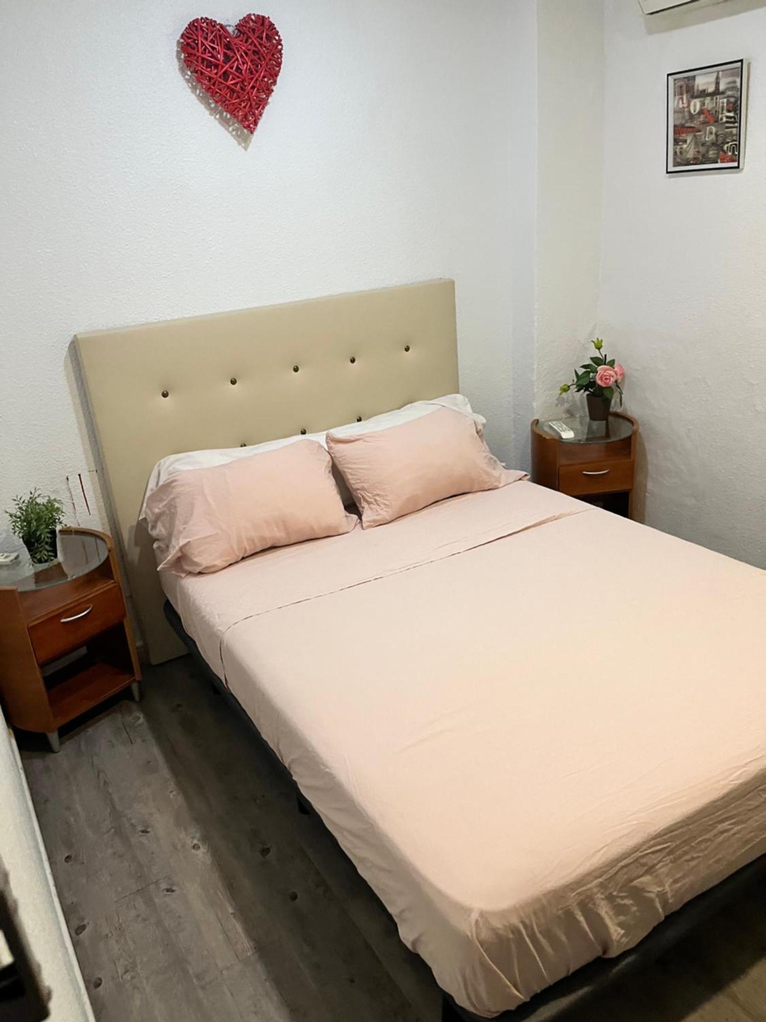 Hostal Mayor Alicante Luaran gambar