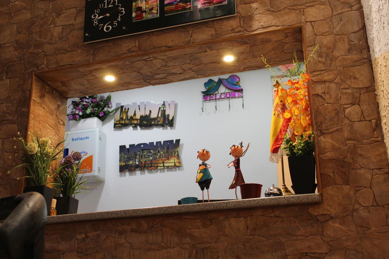 Hostal Mayor Alicante Luaran gambar