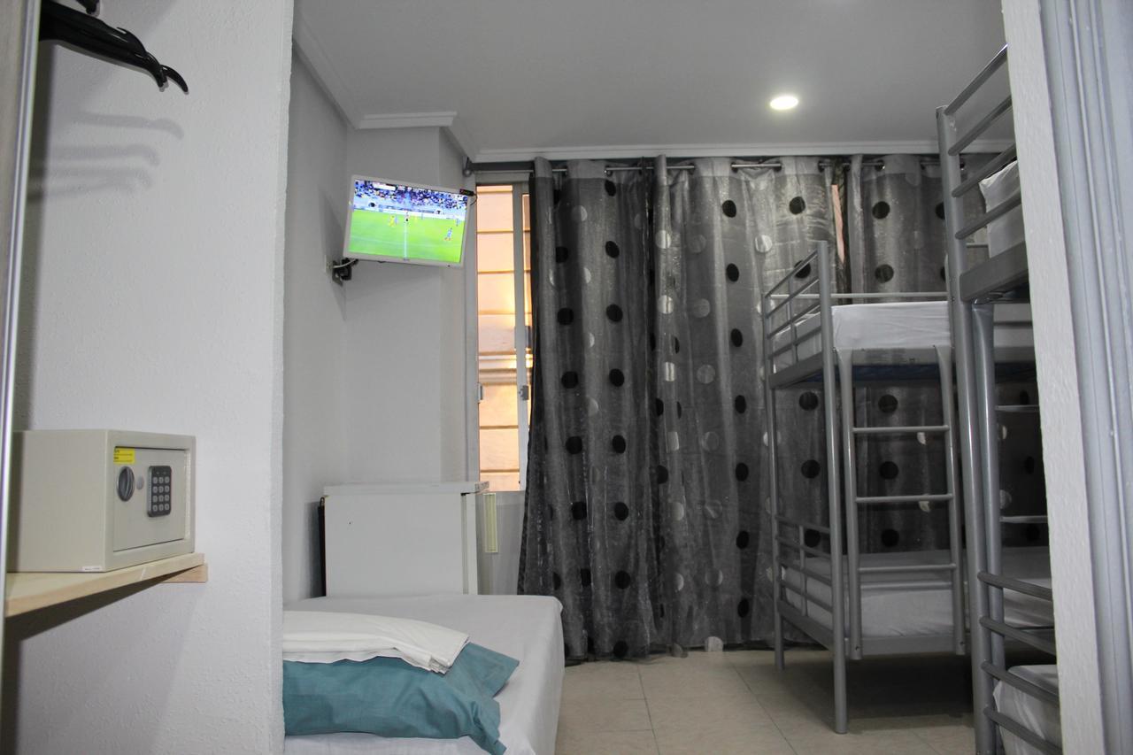 Hostal Mayor Alicante Luaran gambar